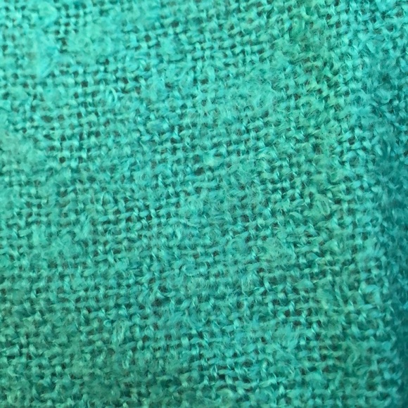 Turquoise acrylic scarf / shawl / wrap like new condition - Picture 3 of 3
